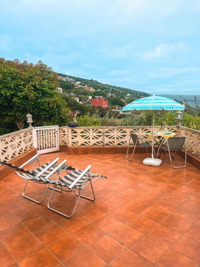Apartment With Huge Deck Nestled In Marvelous Gardens - Nidos ลาโอโรตาวา ภายนอก รูปภาพ