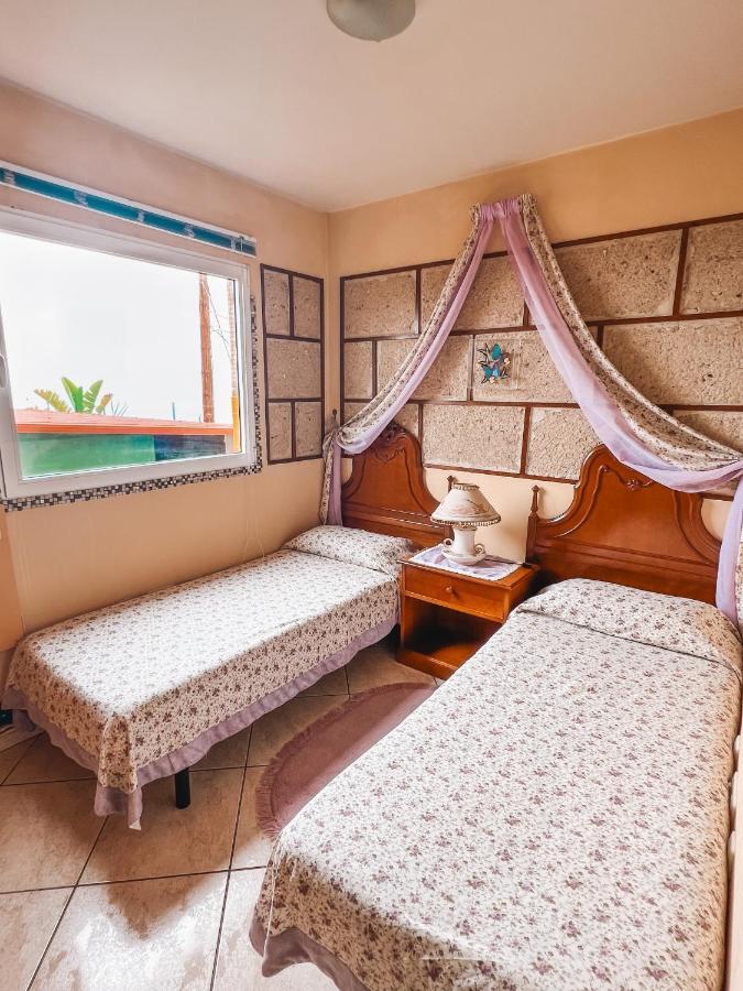 Apartment With Huge Deck Nestled In Marvelous Gardens - Nidos ลาโอโรตาวา ภายนอก รูปภาพ